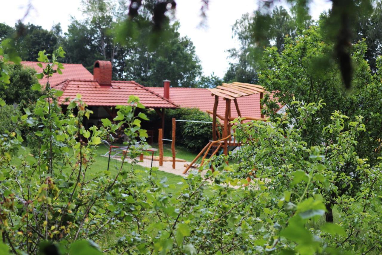 Hotel Hájenka hraběte Buquoye Kaplice Exterior foto